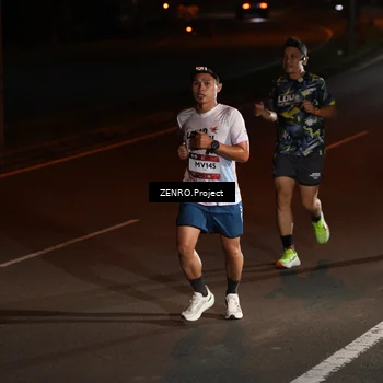 Runner Photo 7653901
