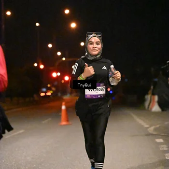 Runner Photo 7653905