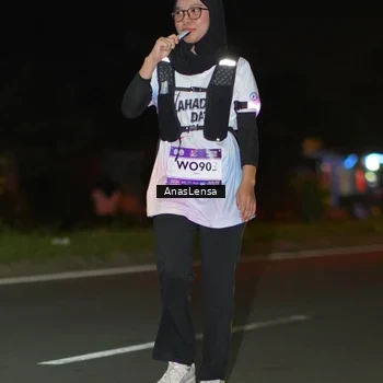 Runner Photo 7653906