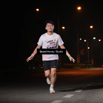 Runner Photo 7653917