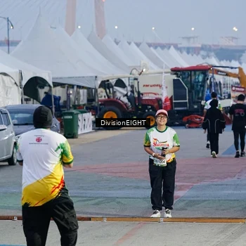 Runner Photo 7653938