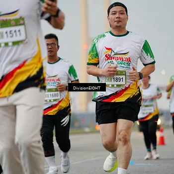 Runner Photo 7653943