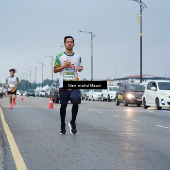 Runner Photo 7653946