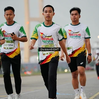 Runner Photo 7653952