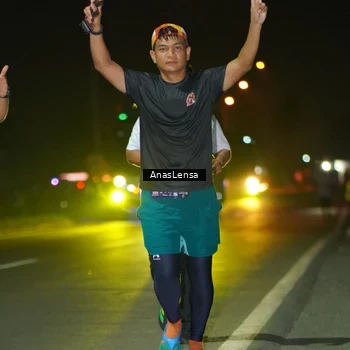 Runner Photo 7653958