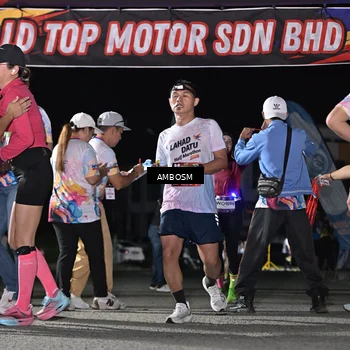Runner Photo 7653962