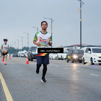 Runner Photo 7653965