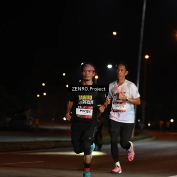 Runner Photo 7653969