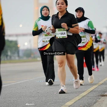 Runner Photo 7653972