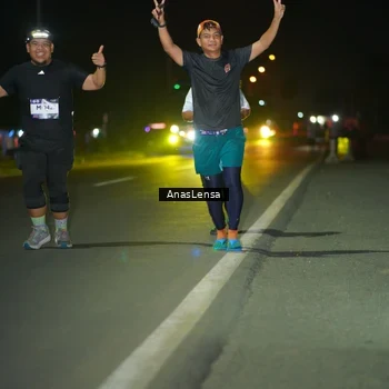 Runner Photo 7653976