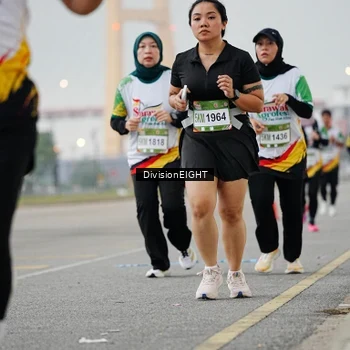 Runner Photo 7653987