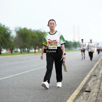 Runner Photo 7653989