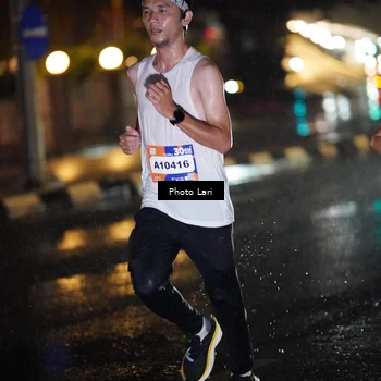 Runner Photo 7653996