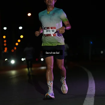 Runner Photo 7653998