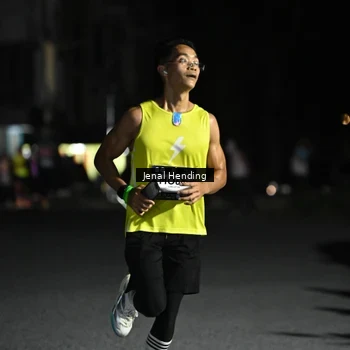 Runner Photo 7654000