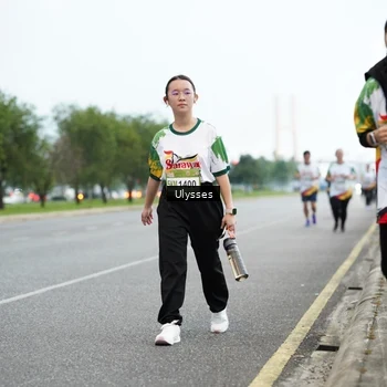 Runner Photo 7654012