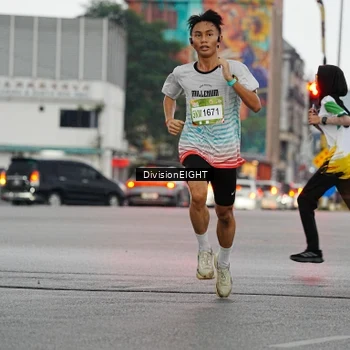 Runner Photo 7654014