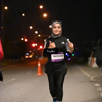 Runner Photo 7654015