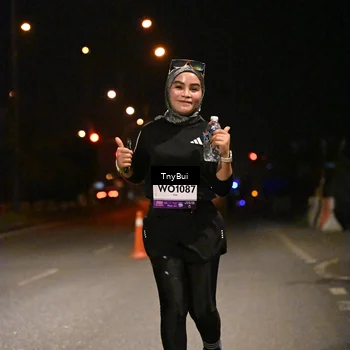 Runner Photo 7654017