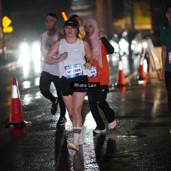 Runner Photo 7654022