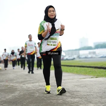 Runner Photo 7654025
