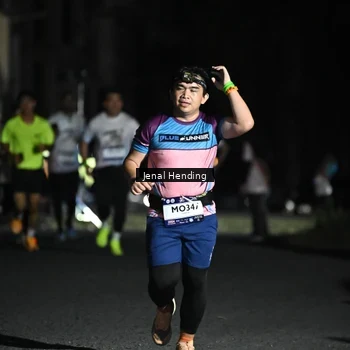 Runner Photo 7654028