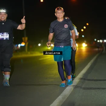 Runner Photo 7654030