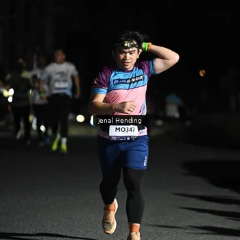 Runner Photo 7654035