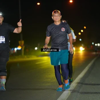 Runner Photo 7654036