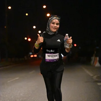 Runner Photo 7654045