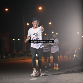 Runner Photo 7654055