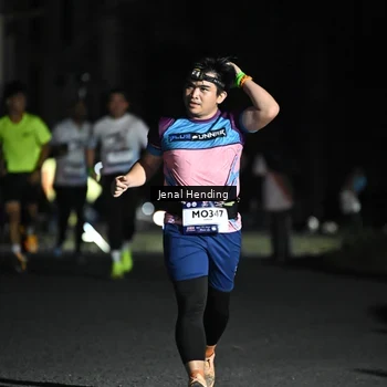 Runner Photo 7654061