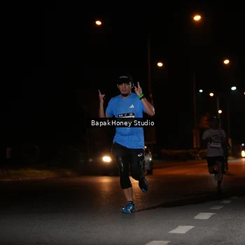 Runner Photo 7654062