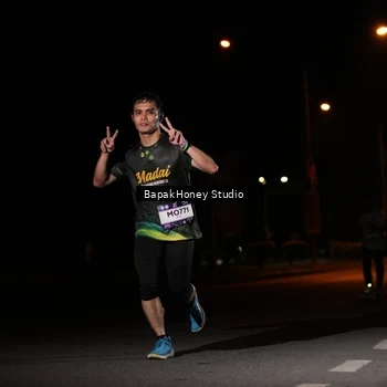 Runner Photo 7654063