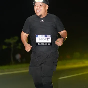 Runner Photo 7654079