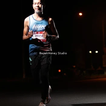 Runner Photo 7654084