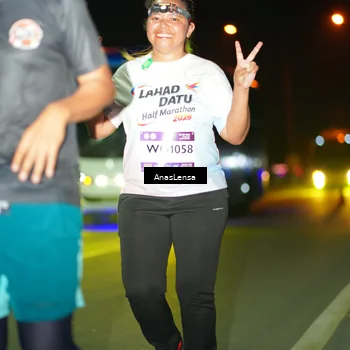 Runner Photo 7654097