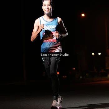 Runner Photo 7654105