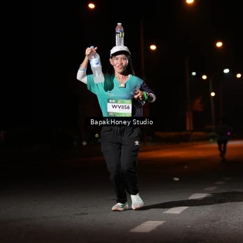 Runner Photo 7654113