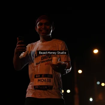Runner Photo 7654118