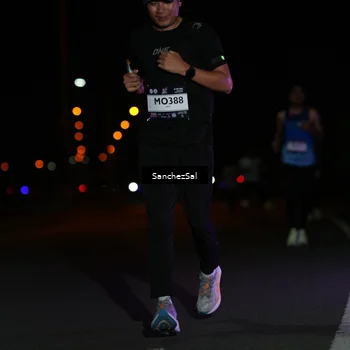 Runner Photo 7654125