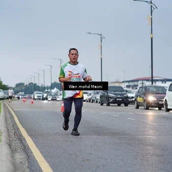Runner Photo 7654126