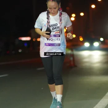 Runner Photo 7654152