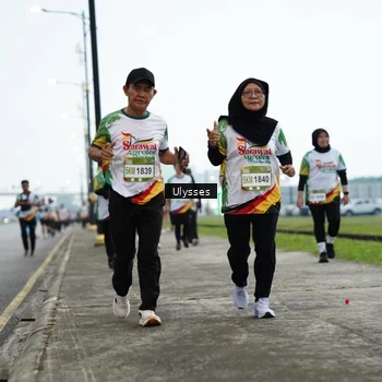 Runner Photo 7654159