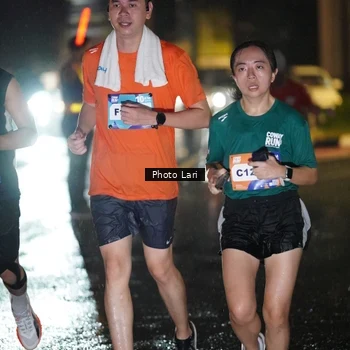 Runner Photo 7654163
