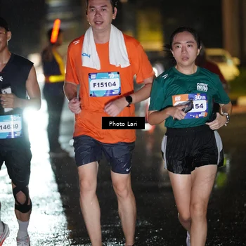 Runner Photo 7654165