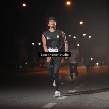 Runner Photo 7654186