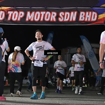 Runner Photo 7654189