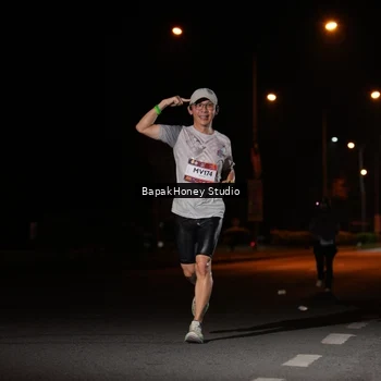 Runner Photo 7654191