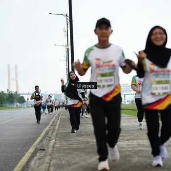 Runner Photo 7654210